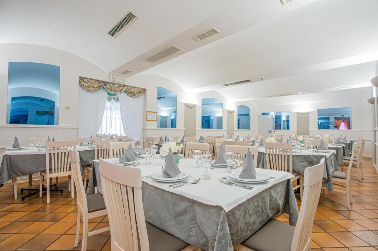 Hotel Villa Verde Rivotorto Kültér fotó