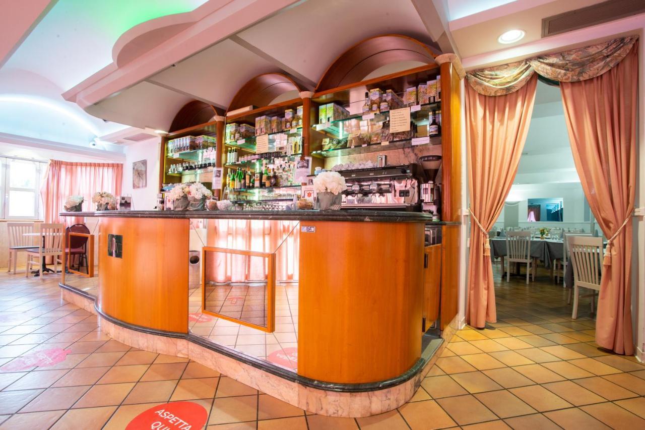 Hotel Villa Verde Rivotorto Kültér fotó
