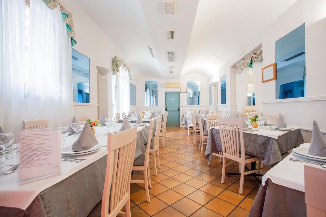 Hotel Villa Verde Rivotorto Kültér fotó