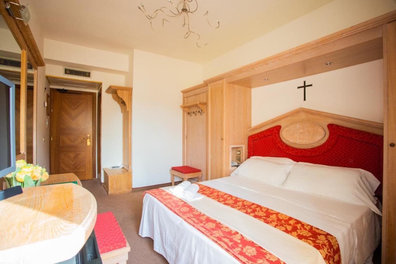 Hotel Villa Verde Rivotorto Kültér fotó