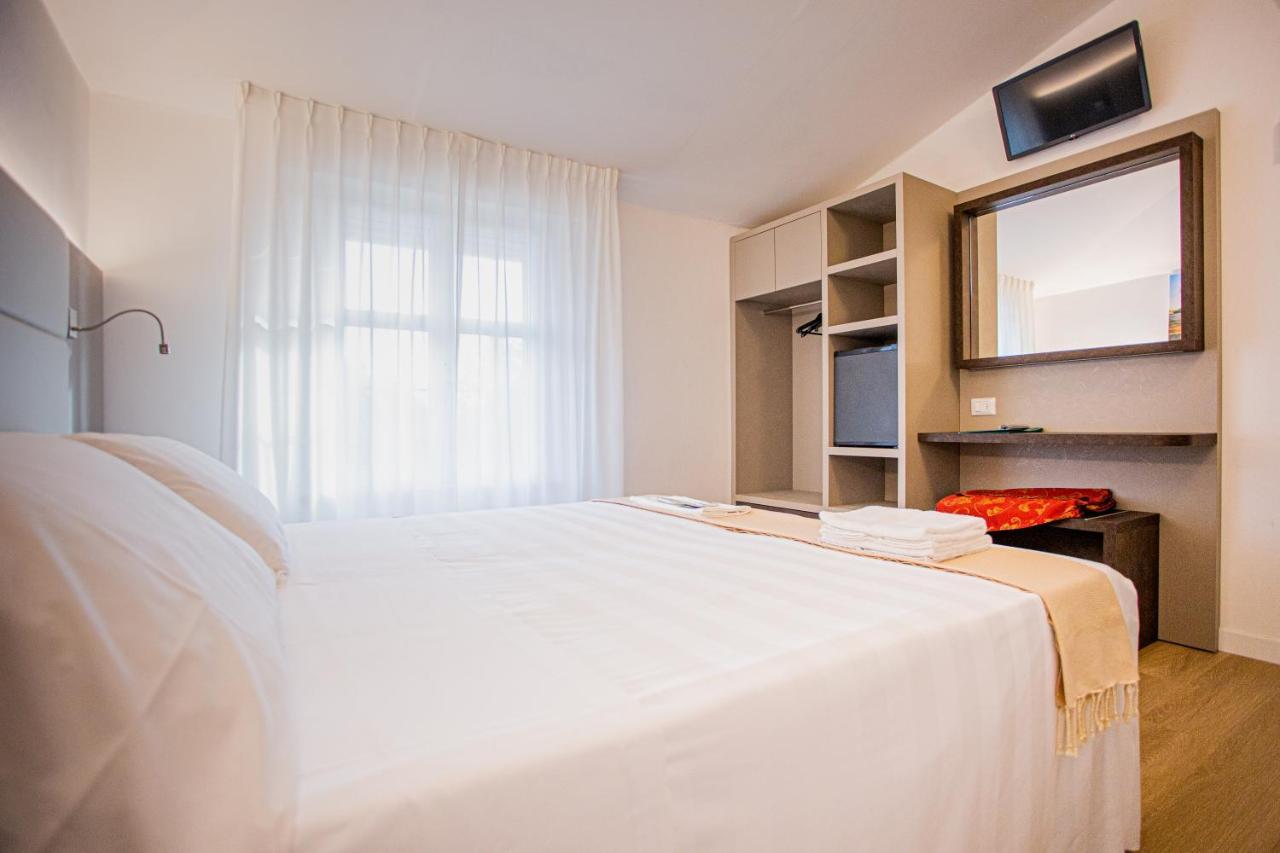Hotel Villa Verde Rivotorto Kültér fotó